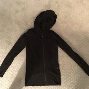 Lululemon zip up, hooded jacket, cute logo